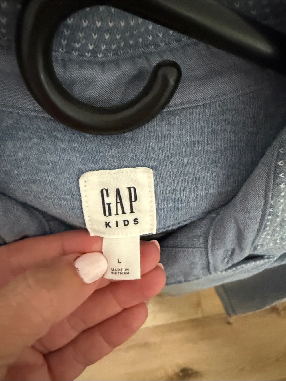 GAP casual button